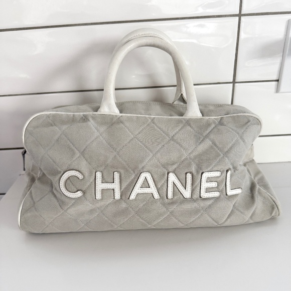 Authentic vintage Chanel Sport quilted gray boston bag - Picture 1 of 7